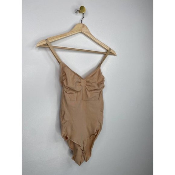 SKIMS Seamless Sculpt Sculpting Women's Bodysuit Clay Size: 4XL/5XL NWOT - Picture 3 of 6